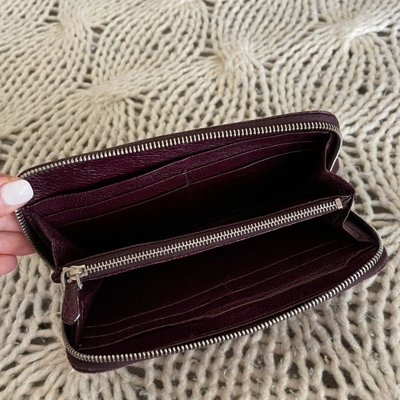 Prada vintage leather wallet - Picture 7 of 13